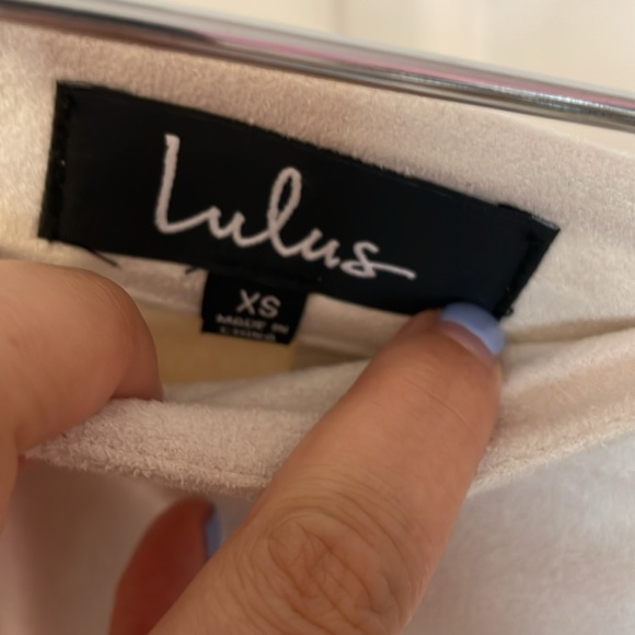 Lulu’s Cream Suede Miniskirt Size XS - Picture 4 of 4